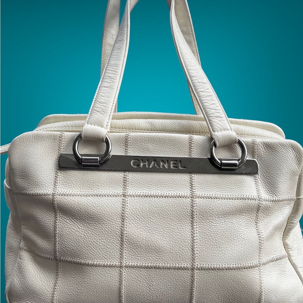 White Chanel Caviar Skin Chocolate Bar Gem